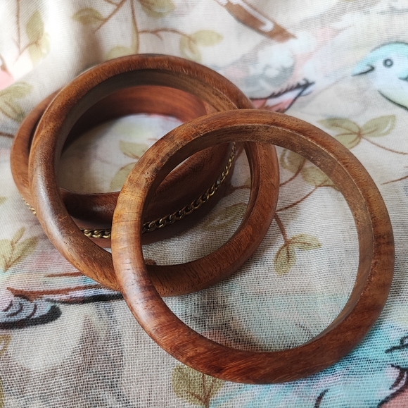 Bohemian Boho Set of 3 Wood Wooden Bangle Bracelets Made in India Chain Accent - Picture 7 of 8